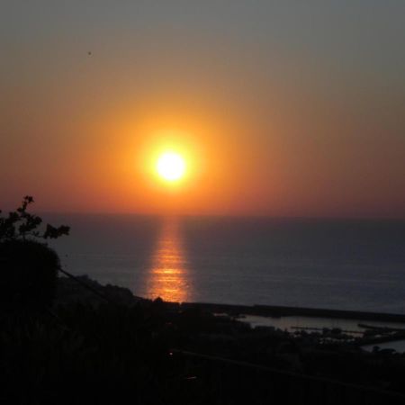 Hostel Ring Forio di Ischia Exterior foto